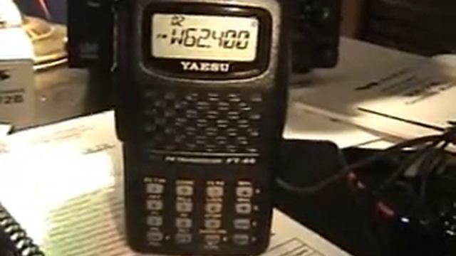 Yaesu FT-60R смотреть онлайн
