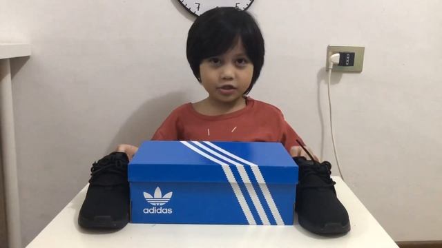 Learn the PREPOSITIONS of PLACE смотреть онлайн