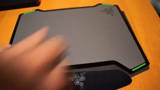 Razer Vespula Обзор игрового коврика смотреть онлайн