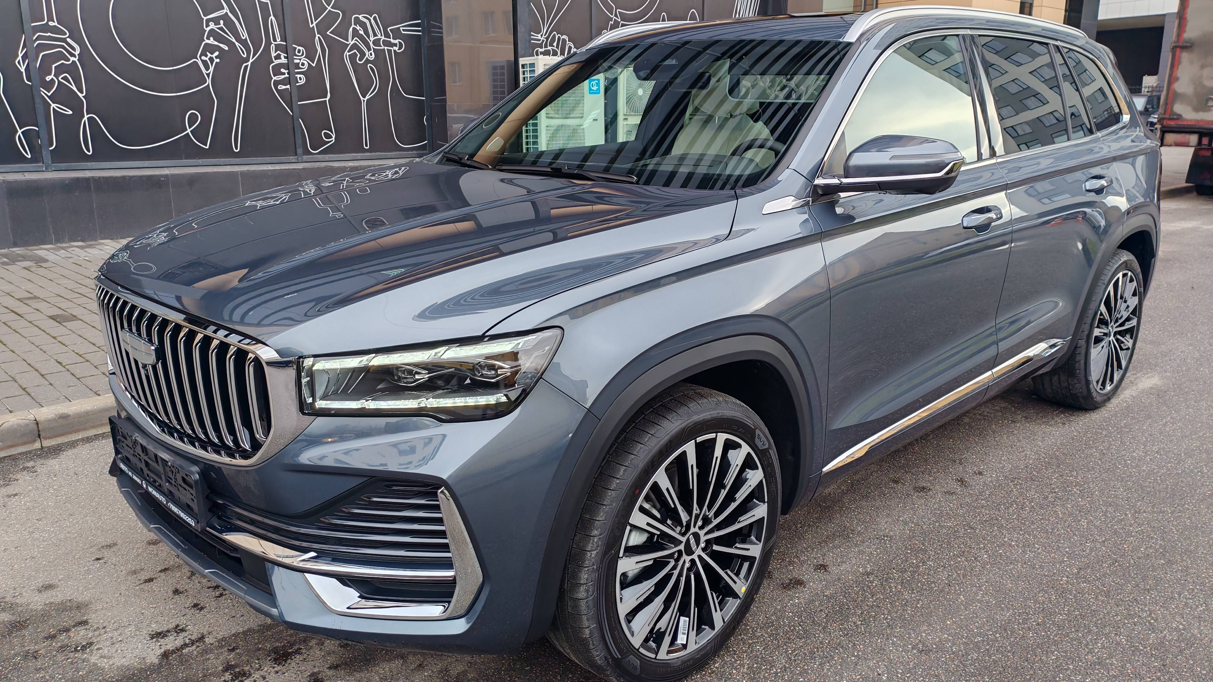 Рестайлинг Geely Monjaro 2025 2.0 4WD