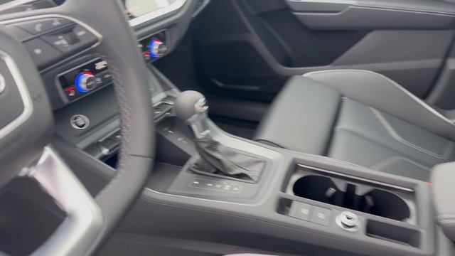 Audi Q3 35TFSI 2024 смотреть онлайн