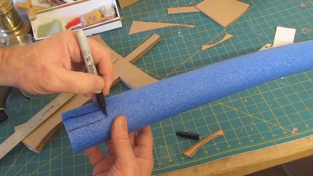 Make a Pool Noodle Sword смотреть онлайн