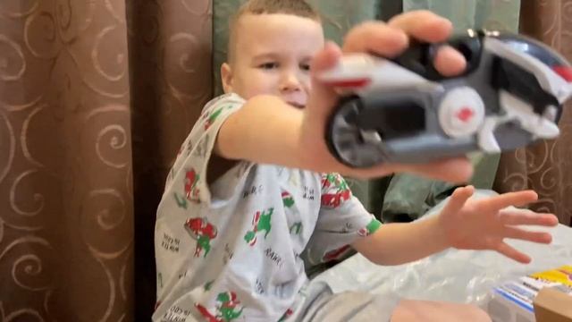 Мотофайтеры. Распаковка «Спринт Пионер» и «Пылающий рыцарь»
