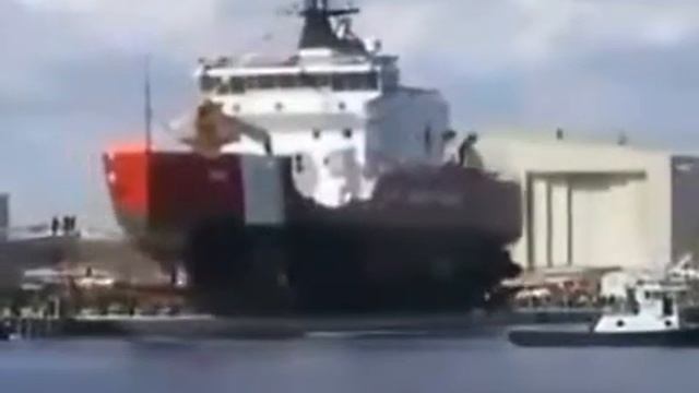 Как на воду спускать корабли смотреть онлайн