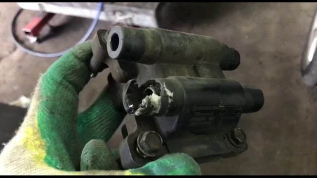 Субару#Subaru SG5 EJ205 Посторонние звуки в районе катушки смотреть онлайн