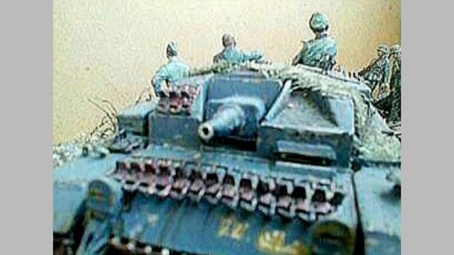 Миниатюра 1:35. Германская средняя САУ Stug III. смотреть онлайн