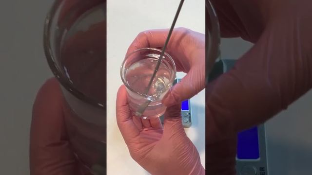 Make a Niacinamide Serum with Rose Hydrosol and Hyaluronic Acid #skincare #diybeauty #handmade смотреть онлайн