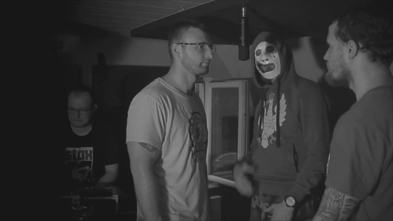 Monochemikalia - Dowód (gość. Młody, iLLFunk) Official video смотреть онлайн