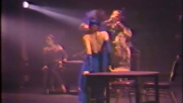 Carmina Burana en Ecuador - 1990 смотреть онлайн