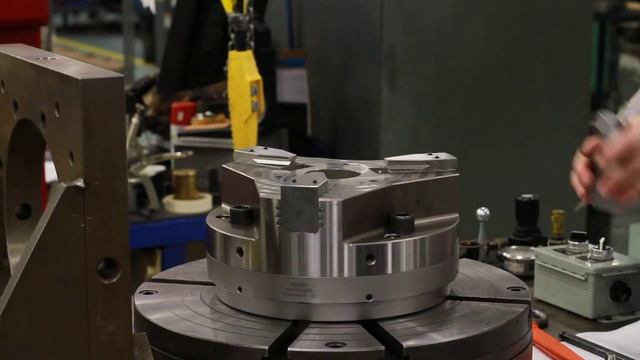 Forkardt 315mm QLC with MIR Quick Change Jaw system смотреть онлайн