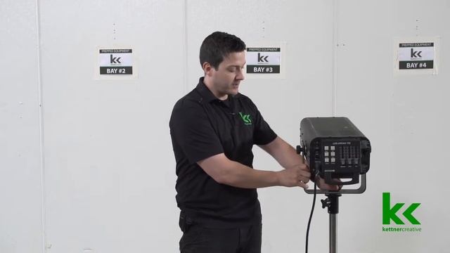 Microh LED Arena 150 Follow Spot смотреть онлайн