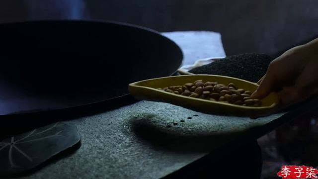 （donkey Hide Gelatin Paste）快入冬了，自己做些阿胶糕囤着暖身子！香香甜甜的好吃又营养。丨Liziqi Channel