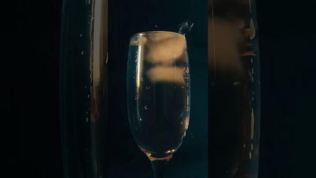 как снять воду в бокале на телефон? смотреть онлайн