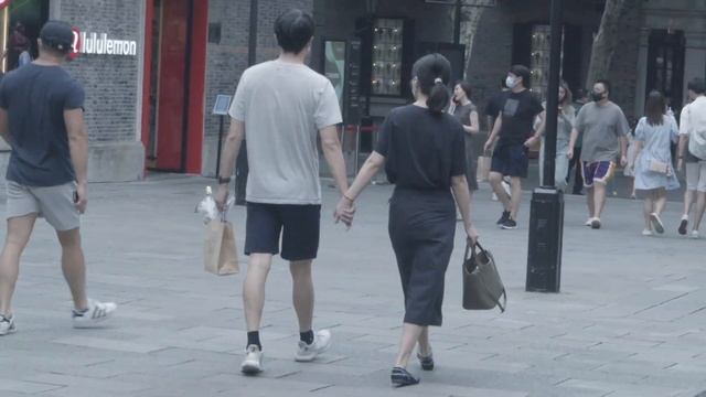 Шанхайская уличная мода (part06).Словосочетание о летней моде.2022 смотреть онлайн