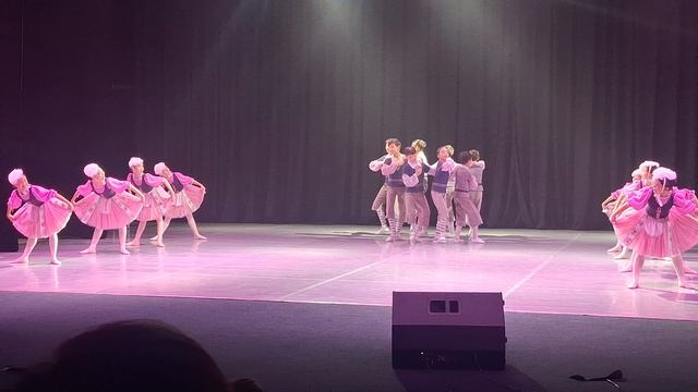 Детский танец из балета Фадетта смотреть онлайн