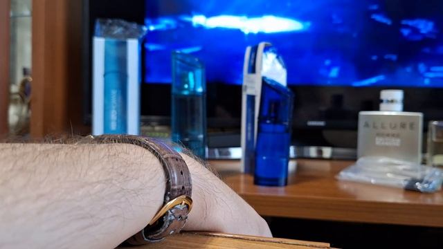 Kenzo Homme Eau De Toilette Intense Kenzo для мужчин цена 10 мл 1000₽ цена остаток во флаконе 5000₽