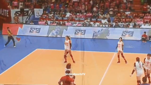 Kuttika Kaewpin 5'6" vs Wilma Salas 6'1" | Creamline vs Petro Gazz | PVL Reinforced Conference 2019 смотреть онлайн