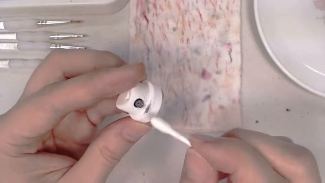 Clean Spray Paint Nozzles with Acetone смотреть онлайн