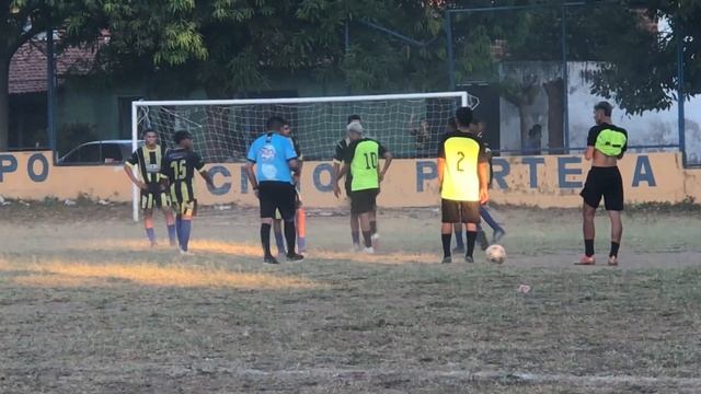 Segundo tempo dos times boa esperança x amantes da bola no campo lucidão. смотреть онлайн