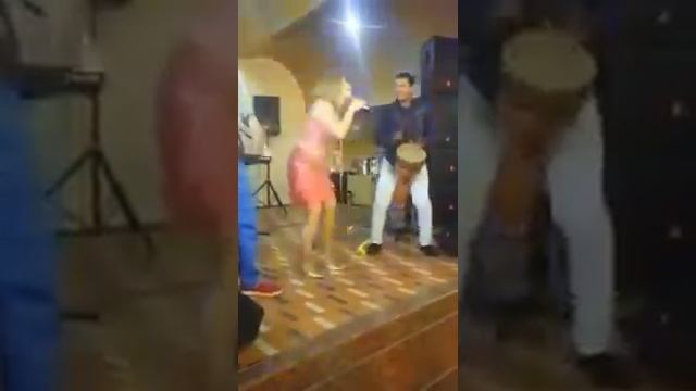 Sevinch Muminova Tuyda Hindcha Raqsi&севинч муминова туйда хиндча ракс