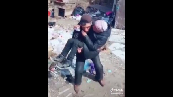 LilNavalil- БОМЖИ С КВАРТАЛА (official Клип)