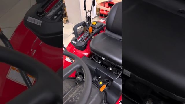 Самый технологичный минитрактор от компании Mahindra, серии OJA. смотреть онлайн