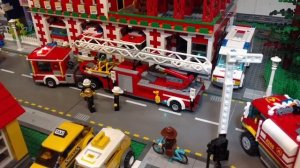 LEGO City Fire Engine (60112) with BrickStuff lighting kits