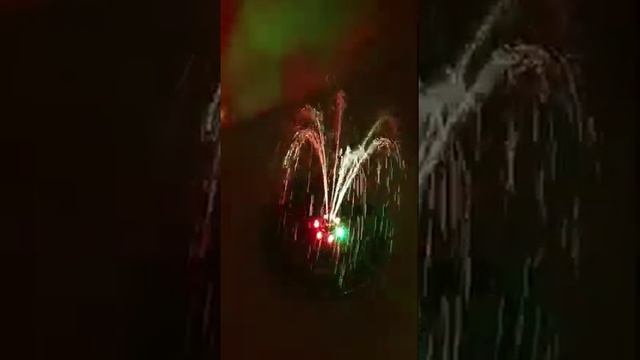 Фонтан плавающий на солнечных батареях с подсветкой смотреть онлайн