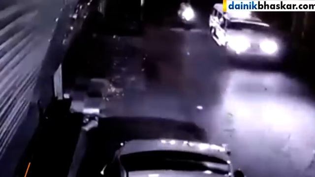 Omg! Police Caught Puncturing A Car While Patrolling смотреть онлайн