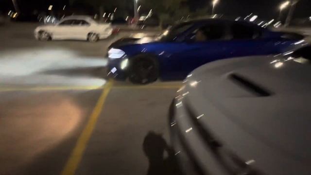 SLIM BODY VS WIDEBODY SCATPACK !!! 😳 смотреть онлайн