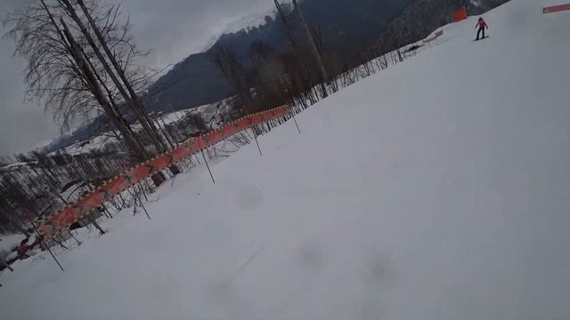 1 марта 2022 - Роза Хутор - Спуск по синей трассе Ванкувер 10 смотреть онлайн