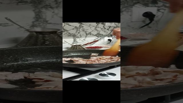 Карбонара в домашнем исполнении! Быстро, вкусно, оригинально! Вкуснейшие спагетти!