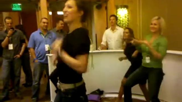 Demoing XBOX 360 KINETIC IN SEATTLE смотреть онлайн