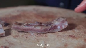 爸爸最爱的菜：云南腊排骨，一道因储存食材而发现的美味【滇西小哥】