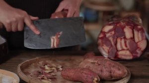 彝族人家招待贵客的硬菜——胃包肉【滇西小哥】