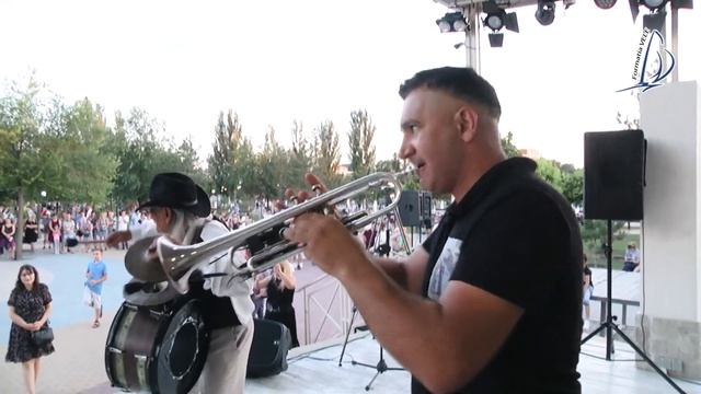 Молдавские танцы в Тирасполе! СОЛО НА ДОБЕ - Solo la toba смотреть онлайн