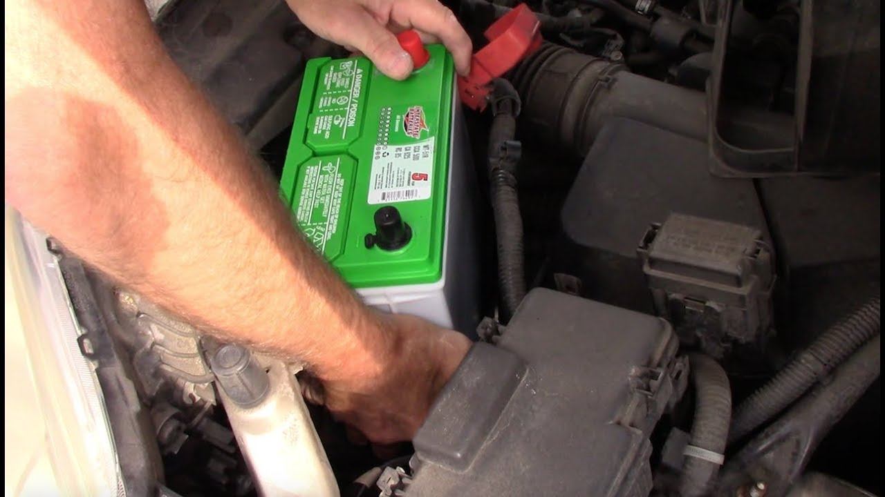 Replace A Car Battery Honda CRV,Accord,Civic Or Any Other Honda смотреть онлайн