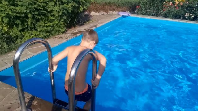 Крутые прыжки в воду смотреть онлайн