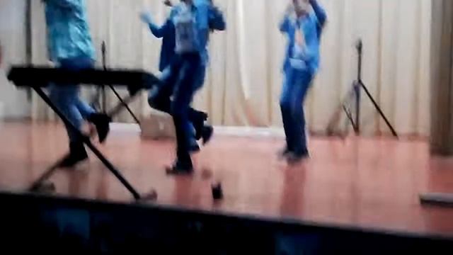 Танец со школьниками!! смотреть онлайн