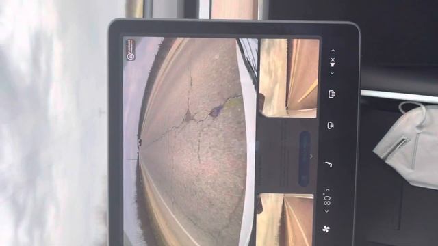 Tesla Model 3 Performance vs Dodge Challenger SRT смотреть онлайн