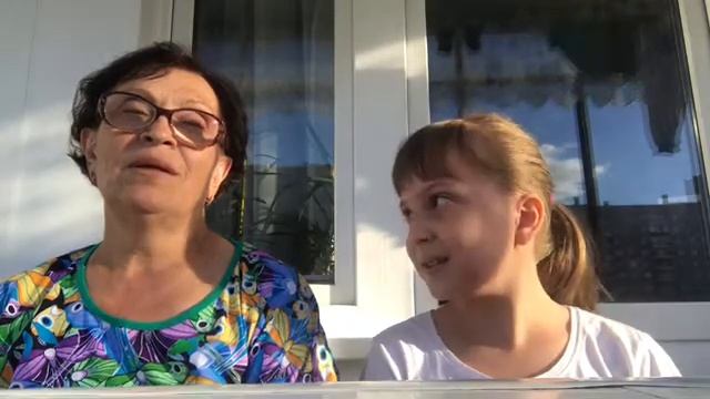 УЧИМ БАБУШКУ СЛЕНГУ | БАБУШКА СЛОВИЛА ХАЙП смотреть онлайн