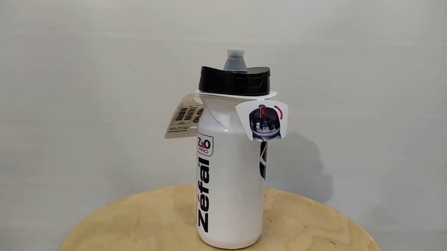 Бутылочка пластиковая 650 ml ZEFAL Z20 PRO 65 белая смотреть онлайн