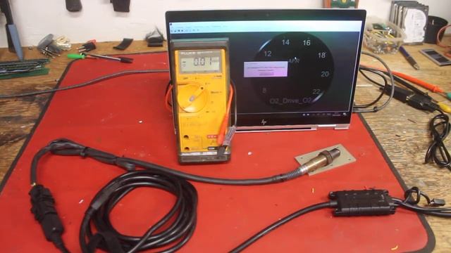 Bench-test Innovate LC-2 Controller and O2 sensor смотреть онлайн