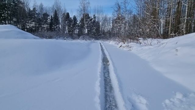 Делаем лунки на Пруду! Зима Лёд 20 см смотреть онлайн