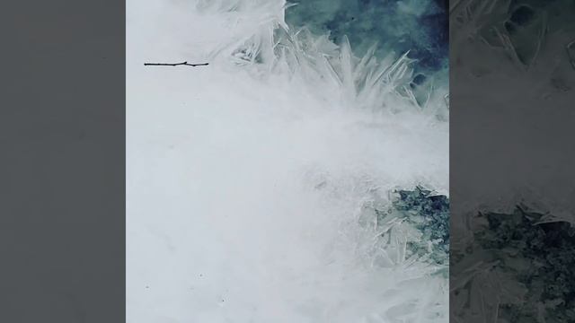 Лед на реке))) Чудеса природы смотреть онлайн