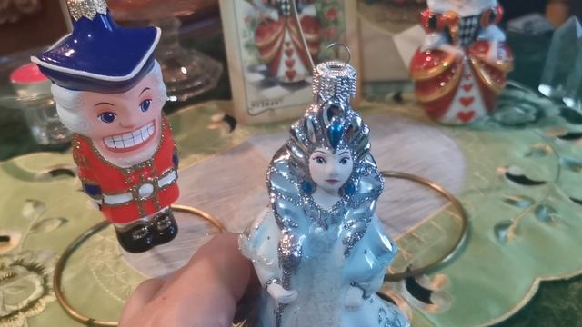 Новые ёлочные игрушки. смотреть онлайн
