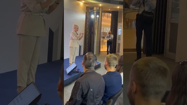 Тренинг "Мастерство публичного выступления" от Ольги Спиркиной смотреть онлайн