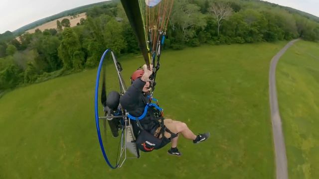 How To Fly A Paramotor! смотреть онлайн