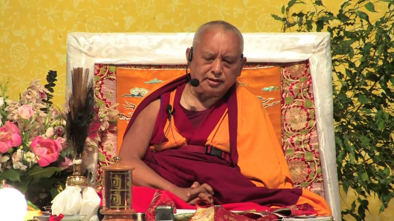 33/111 - Mani Retreat - Lama Zopa Rinpoche - One prostration смотреть онлайн