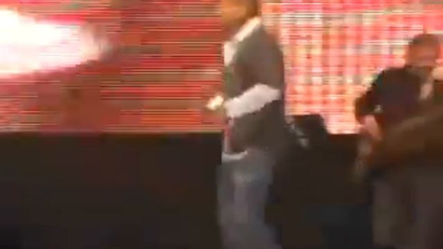 عمرو دياب ليلي نهاري смотреть онлайн